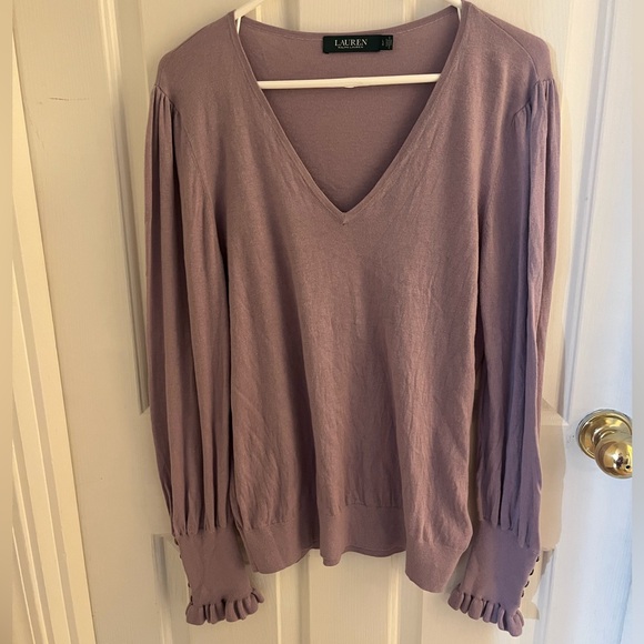 Ralph Lauren Tops - Lauren Ralph Lauren Lavender V-Neck Knit Top Gold Button Ruffle Cuffs Medium
